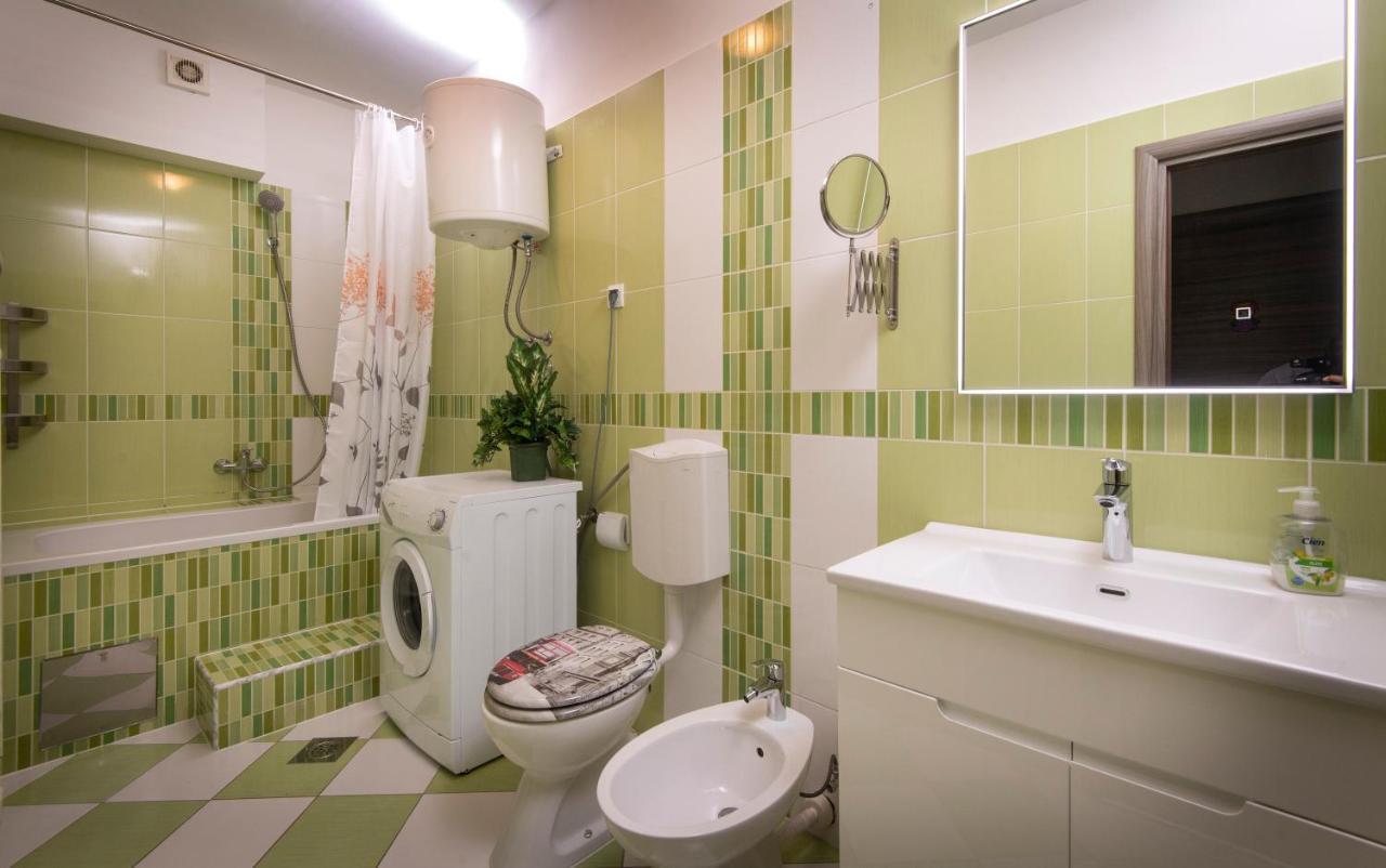 Villa J&J Apartments Residence With Swimming Pool 포드스트라나 외부 사진